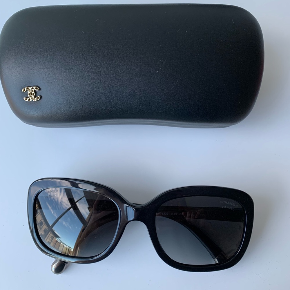 Authentic Chanel ice quilt sunglasses New with box